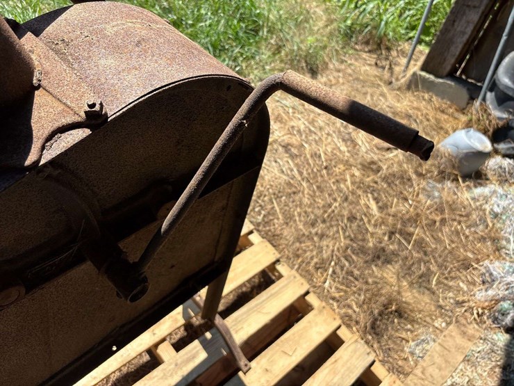 international-harvester-hand-corn-sheller-image-6