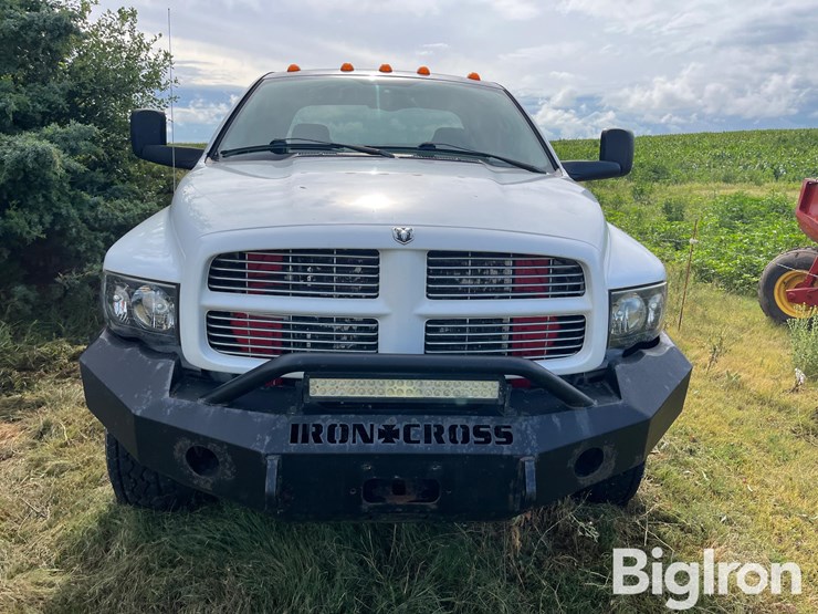 2005-dodge-2500-image-2