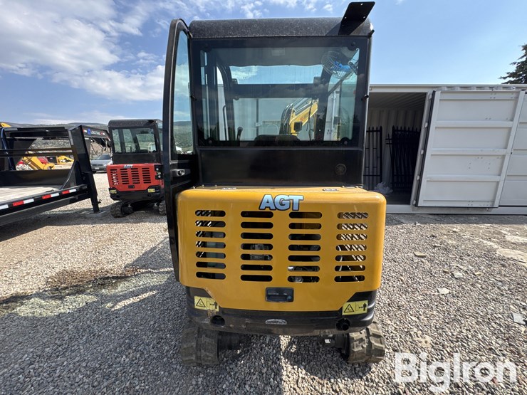 2025-agt-qnt30-mini-excavator-image-6