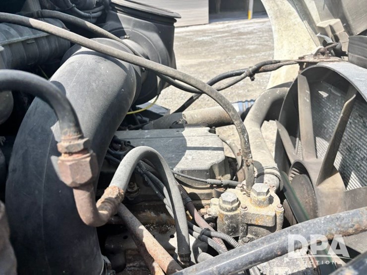 2005-sterling-dry-tender-truck-(gp11242,-unit-111565)-image-81