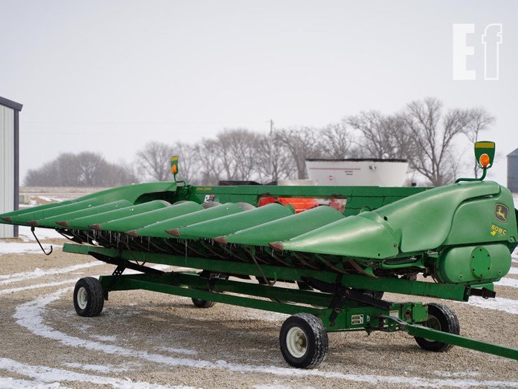 2010-john-deere-608c-image-3