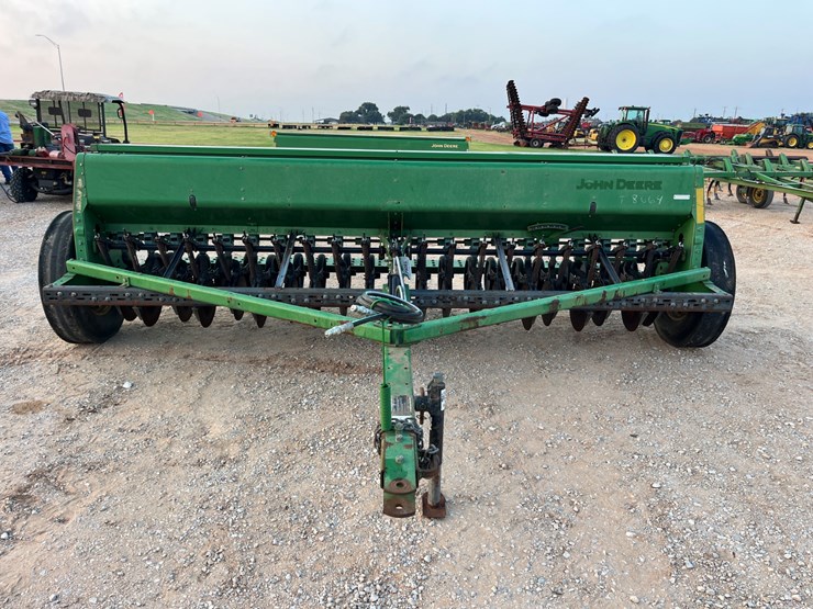john-deere-450-image-3