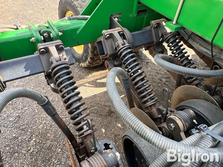 2005-john-deere-1690-ccs-image-18