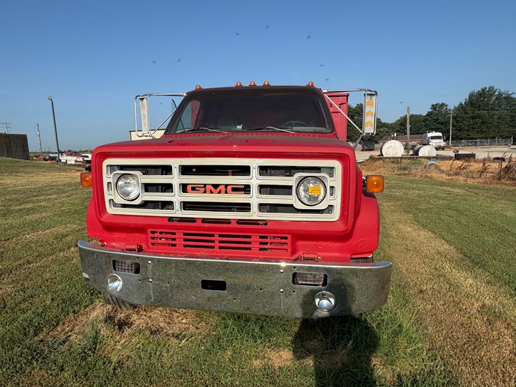 #89-•-#25029-•-inop-1987-gmc-c7-t/a-flat-bed-truck-vin:-1gdj7d1b9hv514155-image-31
