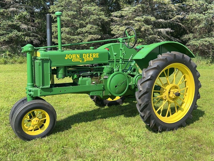john-deere-model-b-image-1