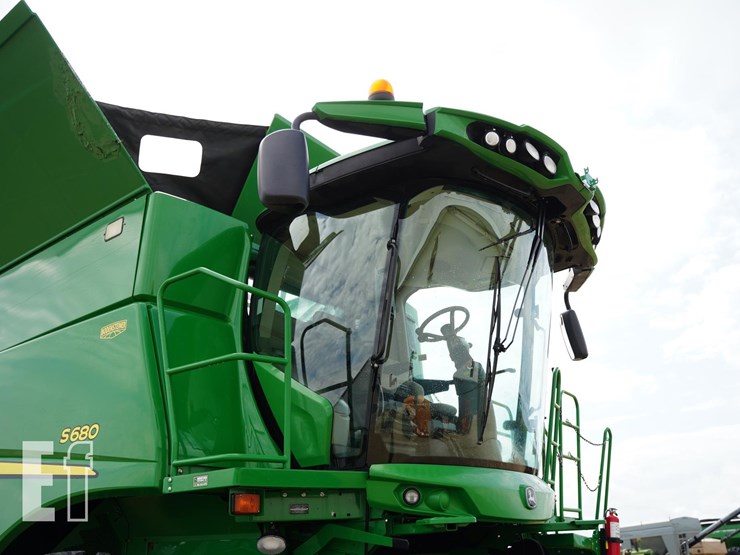 2012-john-deere-s680-image-18