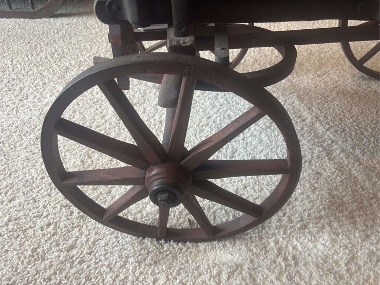 dreadnaught-goat-wagon-converted-to-table-image-12