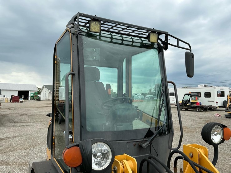#1401-•-2019-gckm-wheel-loader*-image-39