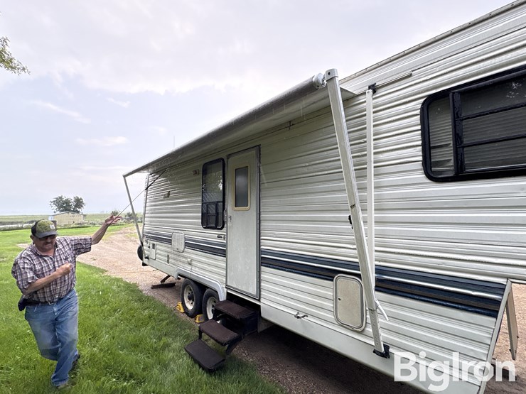 1994-forest-river-salem-5th-wheel-camper-image-15