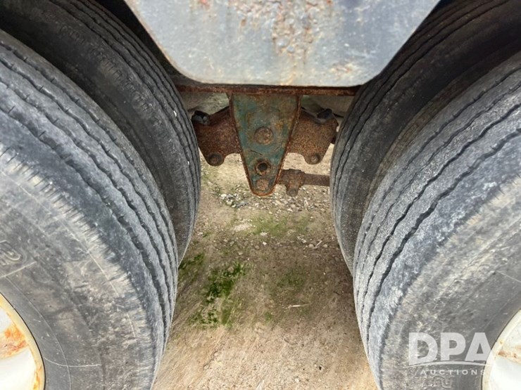 2015-b-b-dry-tender-trailer-(jn2633)-image-45