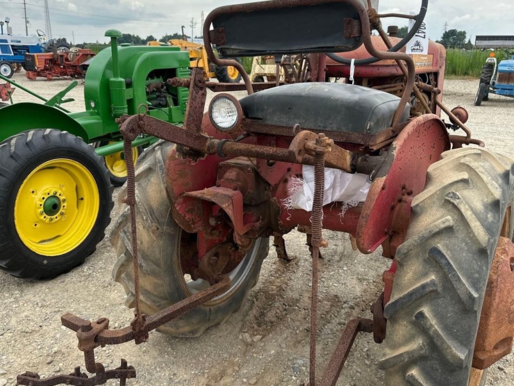 947---farmall-138-(sn#-4203)-image-8