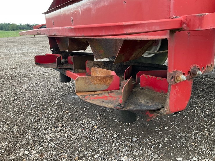 #2453-•-millcreek-2500-ts-spreader*-image-7