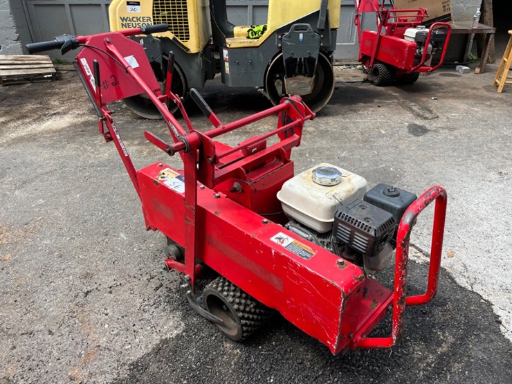 schiller-classen-hydro-drive-sod-cutter-image-1