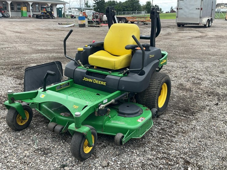 john-deere-737-image-1