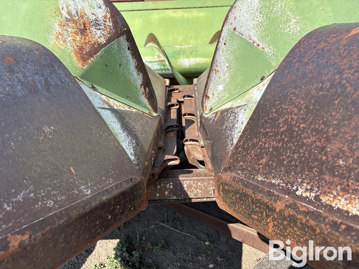 john-deere-844-image-13
