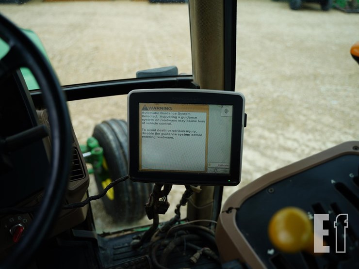 john-deere-7410-image-37