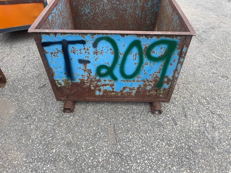 #8028-•-material-handling-parts-bin-or-scrap-bin-(o11)-image-3