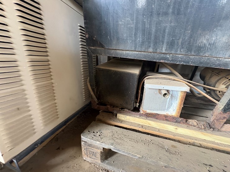 #76-•-#26118-•-hot-water-pressure-washer-image-4