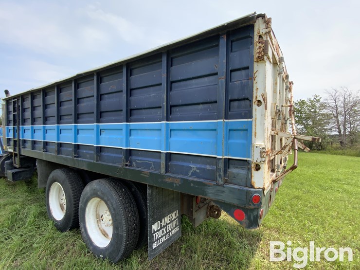 1973-gmc-9500-image-10