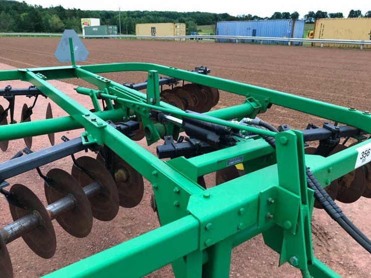john-deere-110-image-26