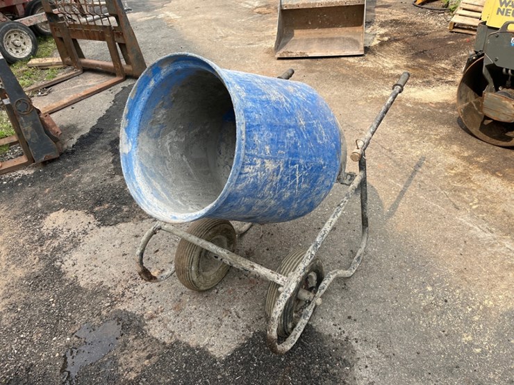 bon-electric-concrete-wheelbarrow-mixer-image-2