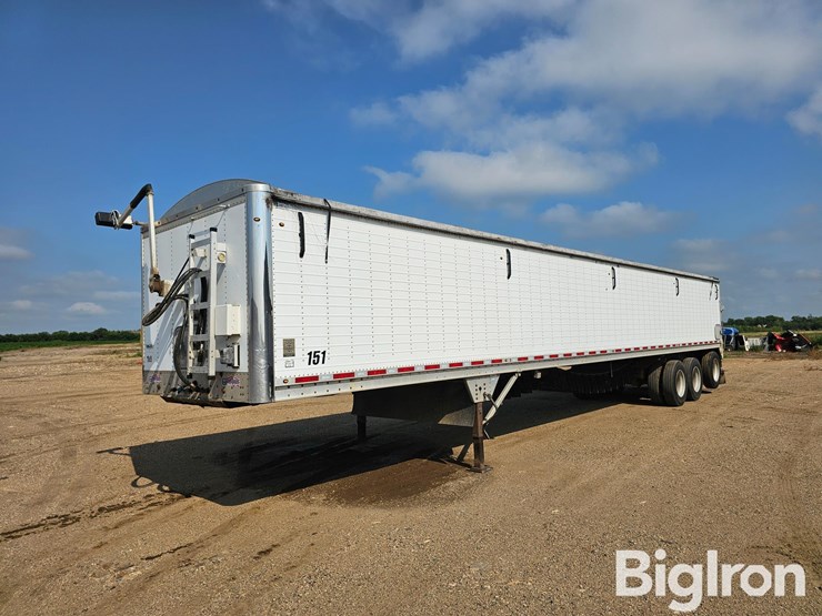 2015-wilson-belt-trailer-image-1