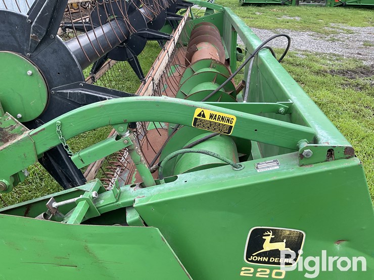 1987-john-deere-220-image-9
