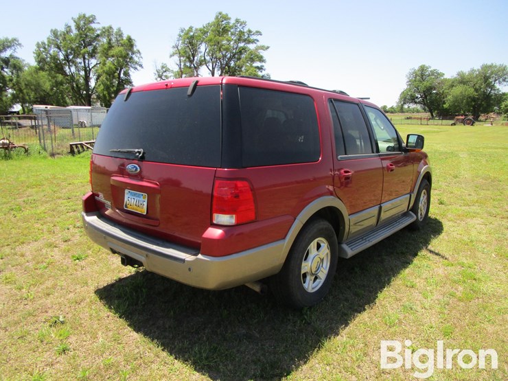 2004-ford-expedition-image-5