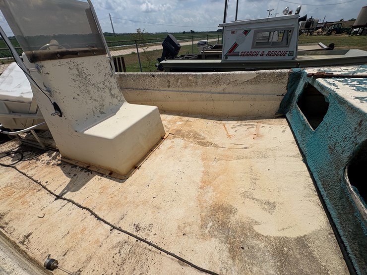 #73-•-#25994-•-carolina-boat-w/mercuy-100hp-outboard-motor-&-trailer-image-12