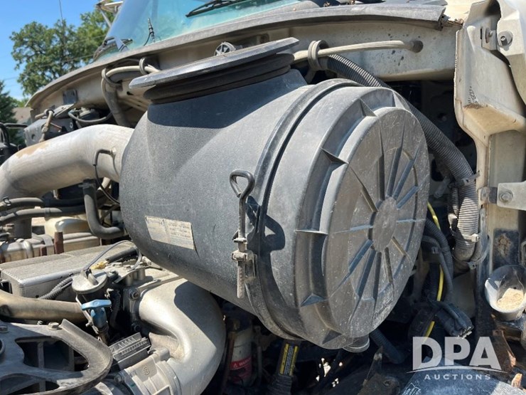 2009-sterling-feed-truck-(jn2573,-unit-2018)-image-112