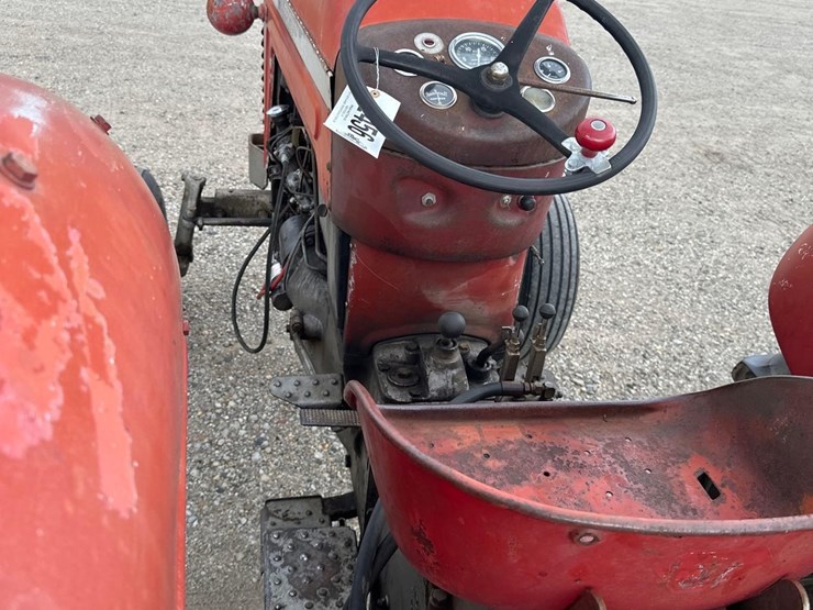 massey-ferguson-85-image-8