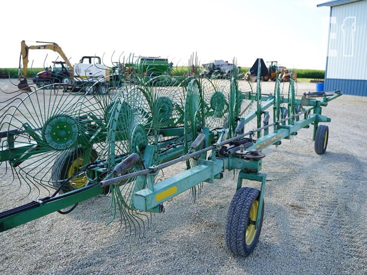 2001-john-deere-704-image-9