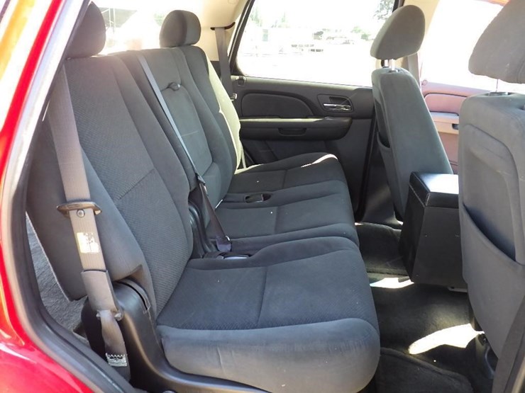 2007-chevrolet-tahoe-image-14