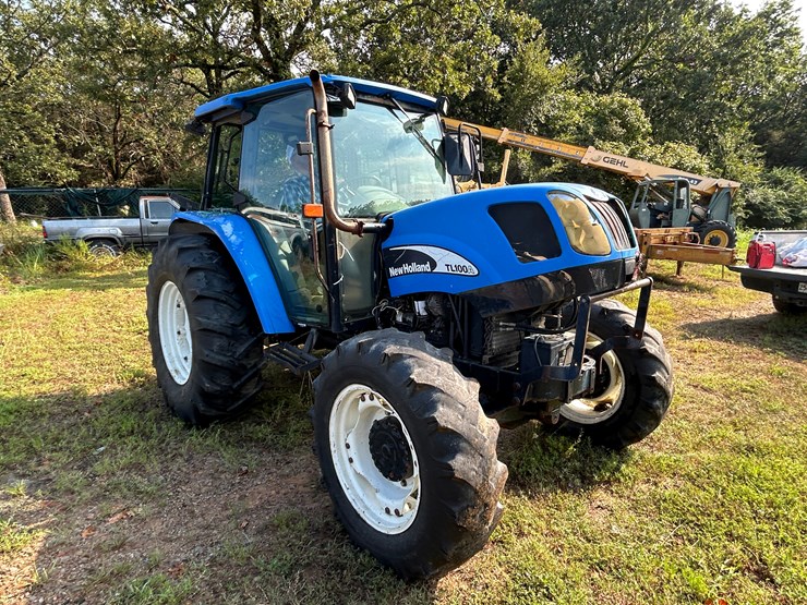 new-holland-tl100a-image-2