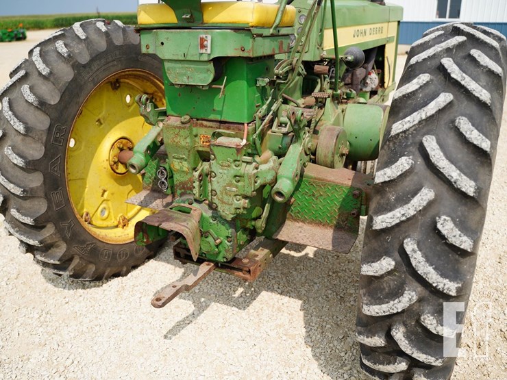 john-deere-620-image-21