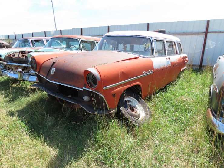 1955-ford-country-squire-4dr-wagon-image-1
