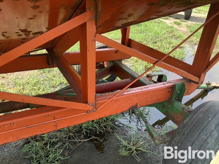 gravity-flow-wagon-image-19