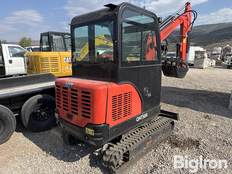 2025-agt-qnt50r-mini-excavator-image-5