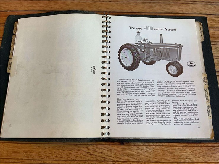 1962-john-deere-tractor-sales-information-binder-image-7