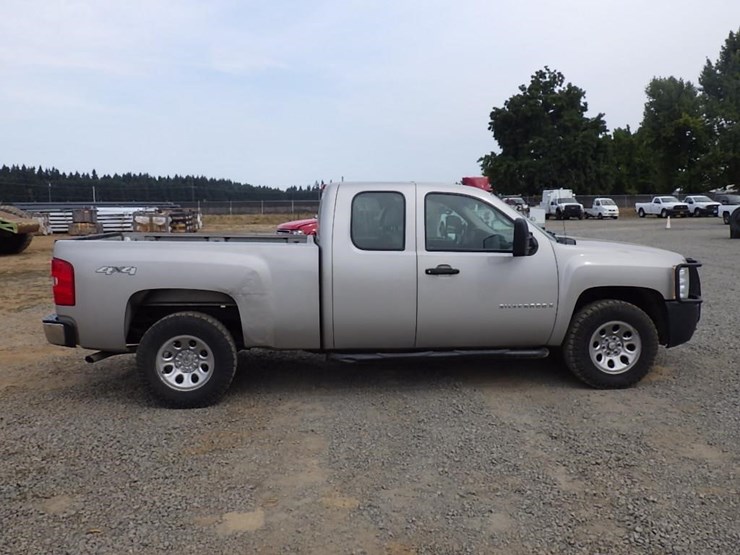 2008-chevrolet-silverado-image-3