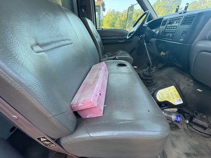 2000-ford-f750-image-48