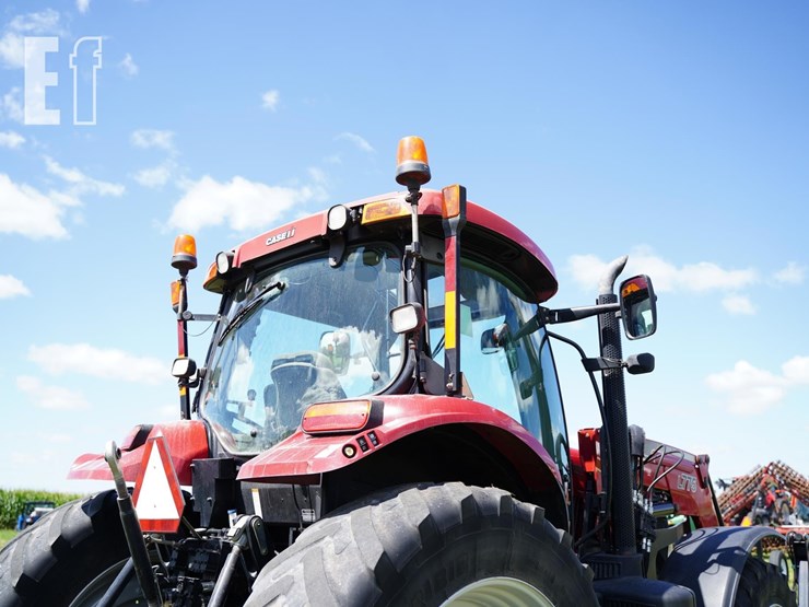 2012-case-ih-puma-185-image-25