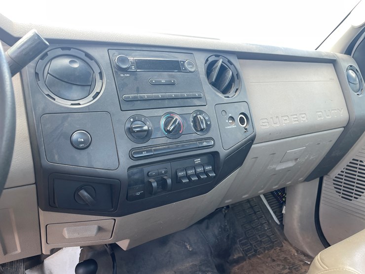 2008-ford-f350-image-19