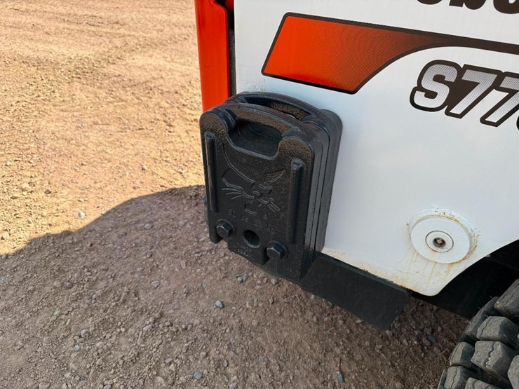 2018-bobcat-s770-image-23