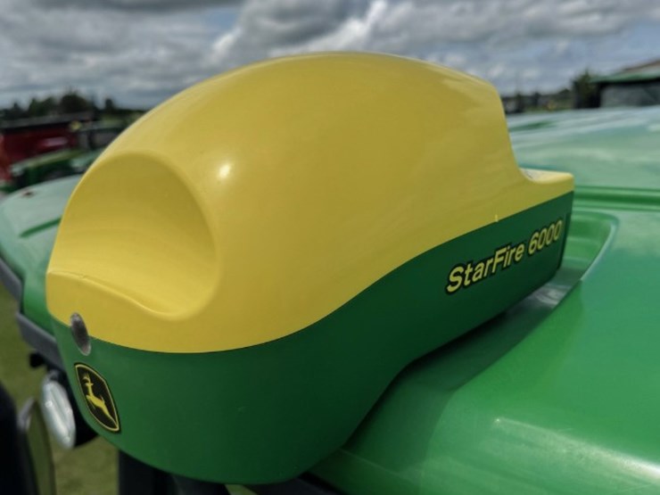 2020-john-deere-f4365-image-11
