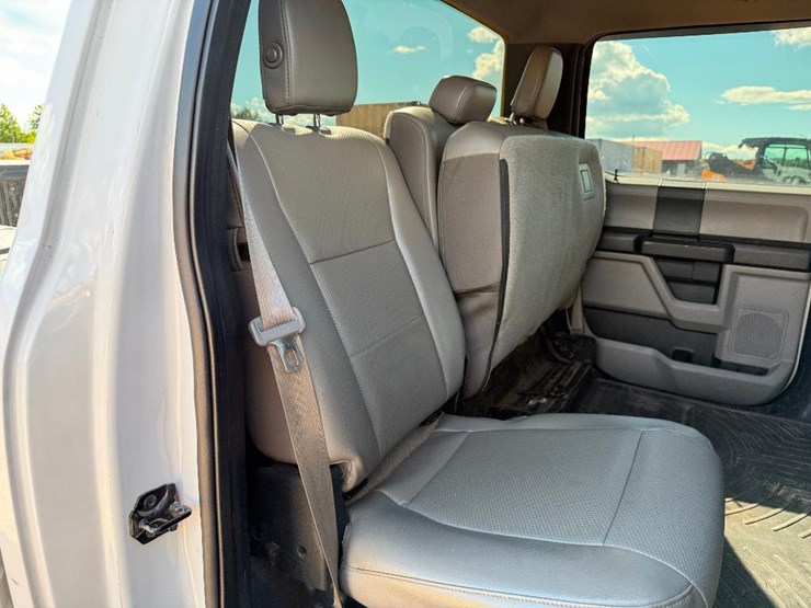2017-ford-f250-xl-image-33