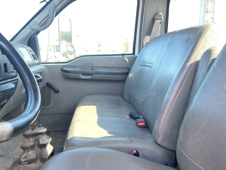 2008-ford-f750-image-69