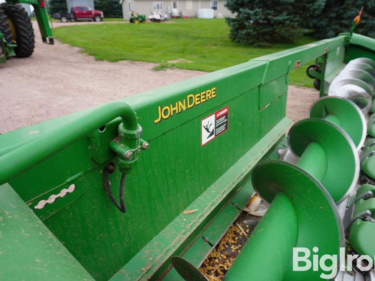 2009-john-deere-608c-stalkmaster-image-18