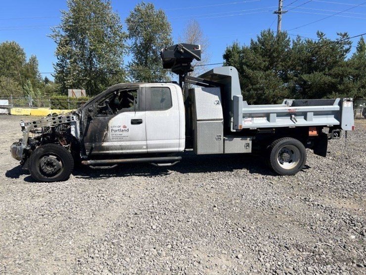 2020-ford-f550-xl-sd-image-7