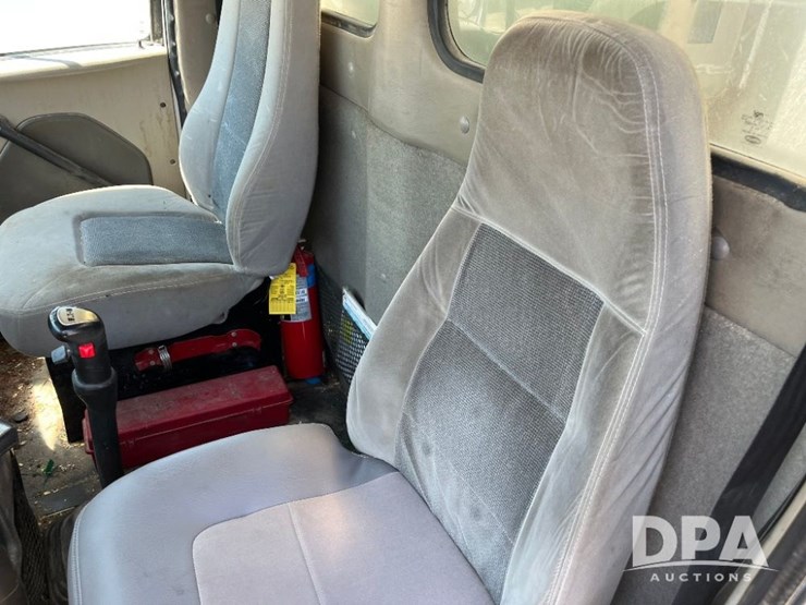 2009-sterling-feed-truck-(jn2573,-unit-2018)-image-75